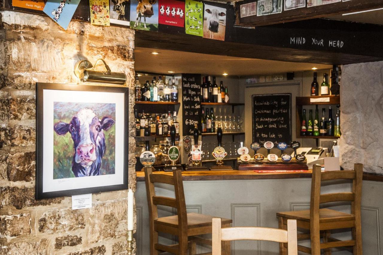 The Old Spotted Cow Bed and Breakfast Marston Meysey Εξωτερικό φωτογραφία